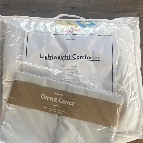 Brooklinen Twin Down Comforter and Duvet Cover - Picture 1 of 6